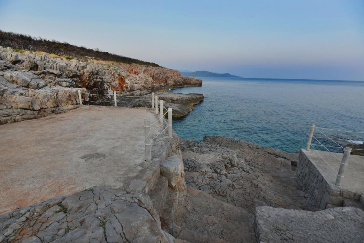 Villa Ariel Luštica Buitenkant foto